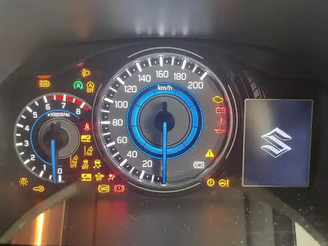 スズキ クロスビー HYBRID MZ 茨城県 2018(平30)年 7.1万km フレイムオレンジパールメタリック/ブラック2トーンルーフ 社外ナビ/バックカメラ/フルセグ/衝突被害軽減ブレーキ/車線逸脱抑制装置/クルーズコントロール/オートマチックハイビーム/クリアランスソナー/ETC/ドラレコ/シートヒーター/純正16インチAW/LEDヘッドライト/スマートキー