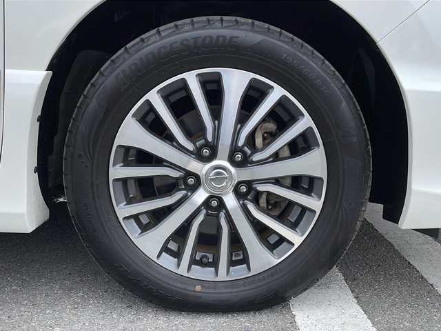 日産 セレナ ハイウェイスター Sハイブリッド 山形県 2014(平26)年 5.8万km ブリリアントホワイトパール 禁煙車/エマージェンシーブレーキ/レーンディパーチャーウォーニング/アルパイン8インチナビ(CD.DVD.SD.BT)/アルパインフリップダウンモニター/フルセグ/バックカメラ/クルーズコントロール/両側パワースライドドア/ETC/プッシュスタート/スマートキー/LEDヘッドライト/フォグランプ