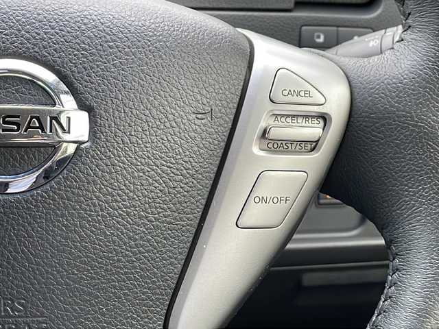日産 セレナ ハイウェイスター Sハイブリッド 山形県 2014(平26)年 5.8万km ブリリアントホワイトパール 禁煙車/エマージェンシーブレーキ/レーンディパーチャーウォーニング/アルパイン8インチナビ(CD.DVD.SD.BT)/アルパインフリップダウンモニター/フルセグ/バックカメラ/クルーズコントロール/両側パワースライドドア/ETC/プッシュスタート/スマートキー/LEDヘッドライト/フォグランプ
