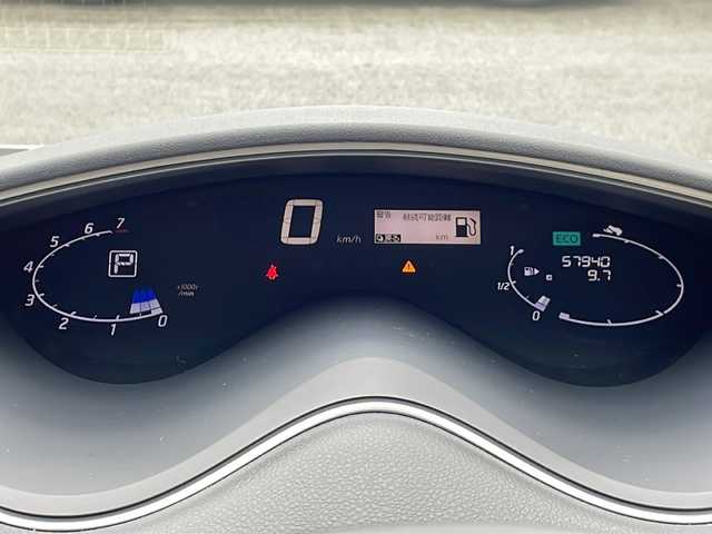 日産 セレナ ハイウェイスター Sハイブリッド 山形県 2014(平26)年 5.8万km ブリリアントホワイトパール 禁煙車/エマージェンシーブレーキ/レーンディパーチャーウォーニング/アルパイン8インチナビ(CD.DVD.SD.BT)/アルパインフリップダウンモニター/フルセグ/バックカメラ/クルーズコントロール/両側パワースライドドア/ETC/プッシュスタート/スマートキー/LEDヘッドライト/フォグランプ