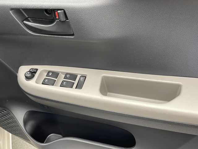 トヨタ パッソ モーダ 宮崎県 2019(令1)年 4.5万km ブラックマイカメタリック/パウダリーベージュメタリック 2トーン スマートアシスト3/〇衝突回避支援ブレーキ/〇車線逸脱警報/〇誤発進抑制制御/〇先行車発進お知らせ/〇オートマチックハイビーム/コーナーセンサー/純正7インチSDナビ/フルセグTV/CD/DVD/Bluetooth/LEDヘッドライト/ビルトインETC2.0/前後ドライブレコーダー/アイドリングストップ/スマートキー×２
