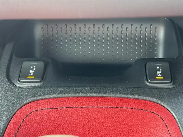 トヨタ カローラ スポーツ ハイブリッドG Z 宮城県 2022(令4)年 0.8万km アティチュードブラックマイカ 10.5インチディスプレイオーディオプラス/・10.5インチディスプレイ/・車載ナビ/・ETC2.0/革コンビシートセット/・ハーフレザーシート/・シートバックポケット（運転席）/パーキングサポートブレーキ（後方接近車両）/ブラインドスポットモニター/安心降車アシスト/＝＝＝/セーフティセンス/・プリクラッシュセーフティ/・レーントレーシングアシスト/・レーンディパーチャーアラート/・全車速追従機能/停止保持機能付付クルーズコントロール/・オートマチックハイビーム/・ロードサインアシスト/・ドライバー異常時対応システム/・プロアクティブドライビングアシスト/・発進遅れ告知機能/パーキングサポートブレーキ（前後方静止物）/シートヒーター/革巻きステアリング/ステアリングスイッチ/電動パーキングブレーキ/ブレーキホールド/LEDヘッドランプ/LEDデイライト/電動格納ミラー/純正18インチAW/フロアマット/ドアバイザー/トノカバー/W/サイド/カーテンエアバッグ