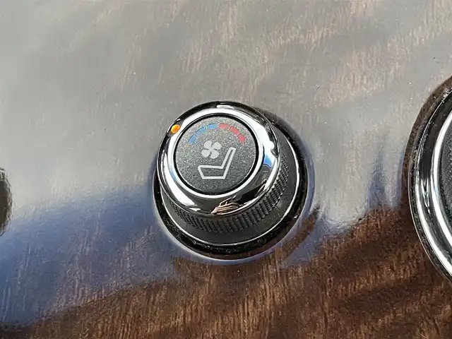 日産 フーガ ハイブリッド 山梨県 2011(平23)年 11.8万km エターナルスノーホワイト ワンオーナー/純正ナビ/Bluetooth接続/フルセグTV/ETC/本革シート/クルーズコントロール/横滑り防止措置/レーンキープアシスト/バックカメラ/純正フロアマット/両席パワーシート/純正アルミホイール/純正フロアマット/スペアキー/取扱説明書/保証書