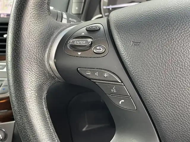 日産 フーガ ハイブリッド 山梨県 2011(平23)年 11.8万km エターナルスノーホワイト ワンオーナー/純正ナビ/Bluetooth接続/フルセグTV/ETC/本革シート/クルーズコントロール/横滑り防止措置/レーンキープアシスト/バックカメラ/純正フロアマット/両席パワーシート/純正アルミホイール/純正フロアマット/スペアキー/取扱説明書/保証書