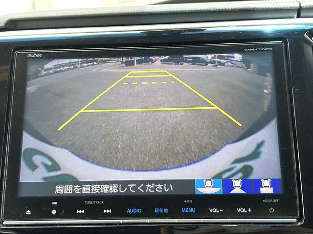 ホンダ ステップワゴン スパーダ ホンダセンシング 静岡県 2016(平28)年 7万km プレミアムスパークルブラックパール 純正SDナビ/・CD/・DVD/・USB/・Bluetooth/・フルセグTV/ホンダセンシング/・衝突軽減ブレーキ〈CMBS〉/・ACC〈アダプティブ・クルーズ・コントロール〉/・LKAS〈車線維持支援システム〉/・路外逸脱抑制機能/・誤発進抑制機能/・先行車発進お知らせ機能/・標識認識機能/主要装備/・バックカメラ/・両側パワスラ/・純正後席モニター/・ETC/・サイドカーテンエアバッグ/・わくわくゲート/・パドルシフト