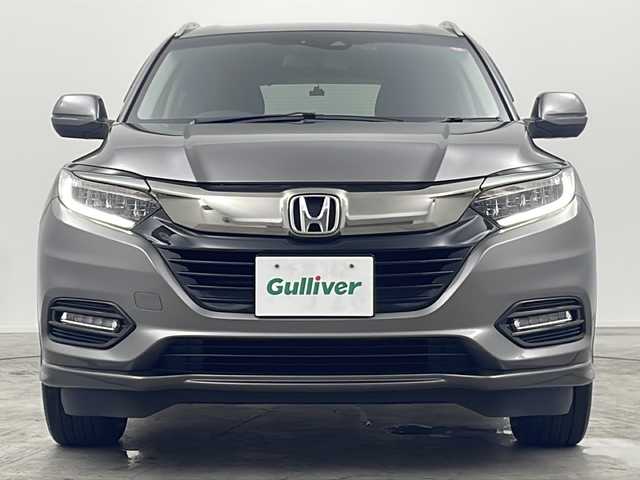 ホンダ ヴェゼル ハイブリッド Z ホンダセンシング 三重県 2020(令2)年 1.6万km スーパープラチナグレーメタリック 禁煙車/純正ナビ　/ＡｐｐｌｅＣａｒＰｌａｙ　/ホンダセンシング　/バックカメラ/レーンキープアシスト　/シートヒーター　/レーダークルコン　/先行発進お知らせ　/オートライト　/パドルシフト　/前後ドラレコ/ビルトインETC/ＨＤＭＩ　/ＵＳＢ端子