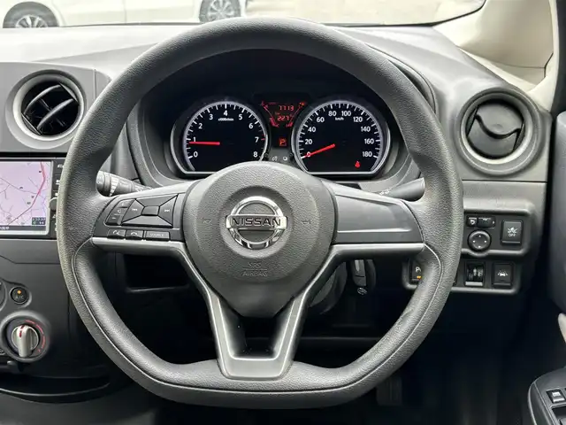 日産 ノート X 千葉県 2020(令2)年 0.8万km シャイニングブルー 純正メモリナビ（MJ119D-W）/　（BT/DVD/CD/AM/FM)/エマージェンシーブレーキ/ETC/バックカメラ/前後コーナーセンサー/前ドラレコ/横滑り防止/アイドリングストップ