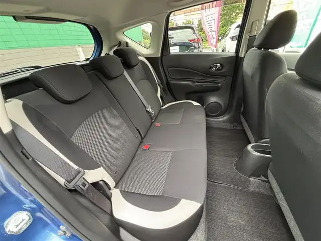 日産 ノート X 千葉県 2020(令2)年 0.8万km シャイニングブルー 純正メモリナビ（MJ119D-W）/　（BT/DVD/CD/AM/FM)/エマージェンシーブレーキ/ETC/バックカメラ/前後コーナーセンサー/前ドラレコ/横滑り防止/アイドリングストップ
