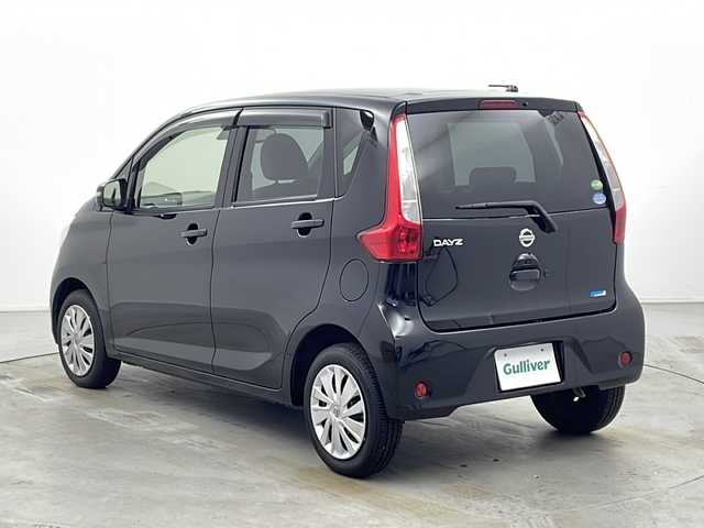 日産 デイズ X Vセレ +SeftyⅡ 栃木県 2015(平27)年 3.9万km ブラック 禁煙車/純正オーディオ/　AM/FM/CD/AUX/アラウンドビューモニター/プリクラッシュセーフティシステム/横滑り防止/アイドリングストップ/ETC/電動格納ミラー/純正フロアマット/プッシュスタート/スマートキー