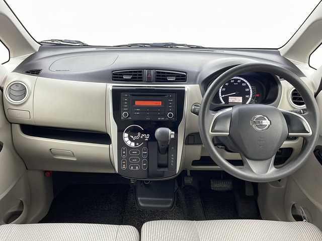 日産 デイズ X Vセレ +SeftyⅡ 栃木県 2015(平27)年 3.9万km ブラック 禁煙車/純正オーディオ/　AM/FM/CD/AUX/アラウンドビューモニター/プリクラッシュセーフティシステム/横滑り防止/アイドリングストップ/ETC/電動格納ミラー/純正フロアマット/プッシュスタート/スマートキー