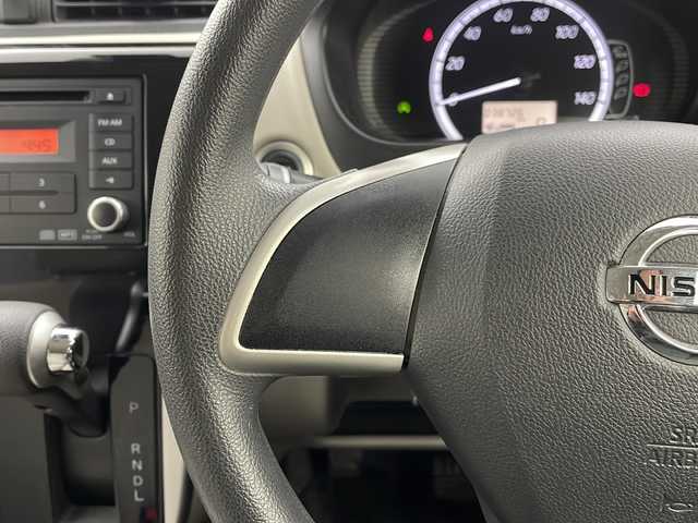 日産 デイズ X Vセレ +SeftyⅡ 栃木県 2015(平27)年 3.9万km ブラック 禁煙車/純正オーディオ/　AM/FM/CD/AUX/アラウンドビューモニター/プリクラッシュセーフティシステム/横滑り防止/アイドリングストップ/ETC/電動格納ミラー/純正フロアマット/プッシュスタート/スマートキー