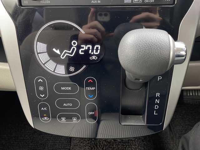 日産 デイズ X Vセレ +SeftyⅡ 栃木県 2015(平27)年 3.9万km ブラック 禁煙車/純正オーディオ/　AM/FM/CD/AUX/アラウンドビューモニター/プリクラッシュセーフティシステム/横滑り防止/アイドリングストップ/ETC/電動格納ミラー/純正フロアマット/プッシュスタート/スマートキー