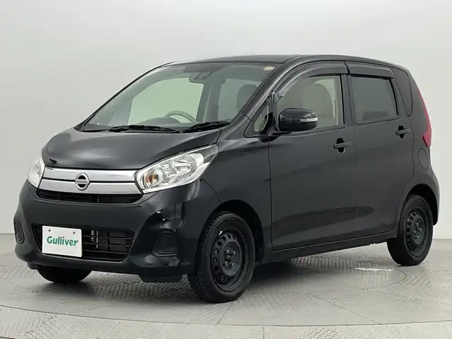 日産 デイズ X 新潟県 2017(平29)年 3.1万km ブラック ４WD/エマージェンシーブレーキ/社外メモリナビ/　　AM/FM/フルセグ/CD/DVD/BT/アラウンドビューモニター/運転席シートヒーター/アイドリングストップ/純正フロアマット/ドアバイザー/スペアキー/スマートキー/ETC