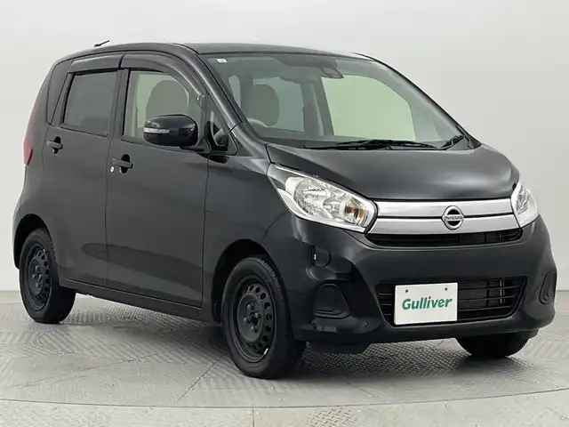 日産 デイズ X 新潟県 2017(平29)年 3.1万km ブラック ４WD/エマージェンシーブレーキ/社外メモリナビ/　　AM/FM/フルセグ/CD/DVD/BT/アラウンドビューモニター/運転席シートヒーター/アイドリングストップ/純正フロアマット/ドアバイザー/スペアキー/スマートキー/ETC