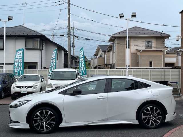 トヨタ プリウス Z 埼玉県 2023(令5)年 0.6万km プラチナホワイトパールマイカ 純正ナビ/パノラミックビューモニター/モデリスタエアロ（F/S/R)/デジタルインナーミラー/レザーシート/シートヒーター/ベンチレーション