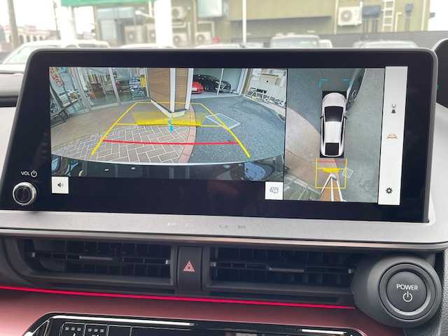 トヨタ プリウス Z 埼玉県 2023(令5)年 0.6万km プラチナホワイトパールマイカ 純正ナビ/パノラミックビューモニター/モデリスタエアロ（F/S/R)/デジタルインナーミラー/レザーシート/シートヒーター/ベンチレーション