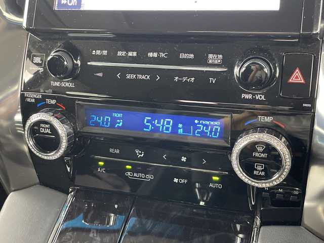 トヨタ アルファード S Cパッケージ 愛知県 2018(平30)年 7.4万km ホワイトパールクリスタルシャイン 禁煙車/純正10インチナビ/（CD/DVD/Bluetooth/フルセグTV/HDMI/USB)/バックカメラ/JBLサウンド/サンルーフ/フリップダウンモニター/トヨタセーフティセンス/・プリクラッシュセーフティ/・レーントレーシングアシスト/・パーキングセンサーブレーキ/・クリアランスソナー/・ブラインドスポットモニター/・レーダークルーズコントロール/・オートマチックハイビーム/・ロードサインアシスト/ETC2.0/前後ドライブレコーダー/ステアリングヒーター/パワーシート/メモリシート/シートベンチレーション/シートヒーター/オットマン/両側パワースライドドア/パワーバックドア/19インチアルミホイール/LEDヘッドライト/フロントフォグランプ/スマートキー/プッシュスタート/純正フロアマット/横滑り防止装置/ステアリングスイッチ/オートホールド/電子パーキングブレーキ