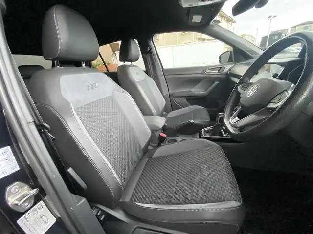 フォルクスワーゲン ＶＷ Ｔ－クロス TSI Rライン 栃木県 2021(令3)年 4.3万km ディープブラックパールエフェクト ＡｐｐｌｅＣａｒＰｌａｙ　/ＡｎｄｒｏｉｄＡｕｔｏ　/ＡＣＣ　/レーンキープアシスト　/ブラインドスポット　/バックカメラ　/純正ナビ　/ＥＴＣ　/ＬＥＤ　/純正１８インチＡＷ　/社外ドラレコ前後