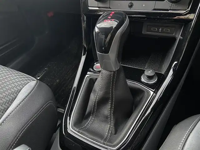 フォルクスワーゲン ＶＷ Ｔ－クロス TSI Rライン 栃木県 2021(令3)年 4.3万km ディープブラックパールエフェクト ＡｐｐｌｅＣａｒＰｌａｙ　/ＡｎｄｒｏｉｄＡｕｔｏ　/ＡＣＣ　/レーンキープアシスト　/ブラインドスポット　/バックカメラ　/純正ナビ　/ＥＴＣ　/ＬＥＤ　/純正１８インチＡＷ　/社外ドラレコ前後