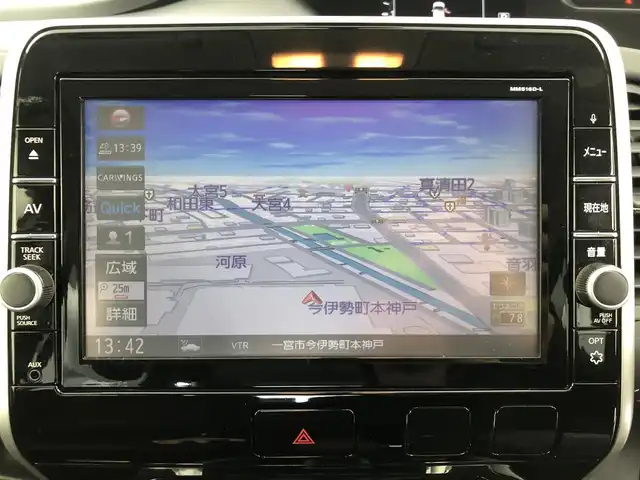 日産 セレナ ハイウェイスター 愛知県 2016(平28)年 6.1万km ブリリアントホワイトパール 2トーン 純正8インチナビ/　　・CD/DVD/BT/フルセグ/バックカメラ/ドライブレコーダー/ETC/革巻きステアリング/ステアリングリモコン/クルーズコントロール/後席フリップダウンモニター/両側パワースライドドア/ハンズフリーオートスライド/快適パック/エマージェンシーブレーキ/車線逸脱警報機能/純正LEDヘッドライト/フォグランプ/純正16インチアルミホイール/取扱説明書/保証書