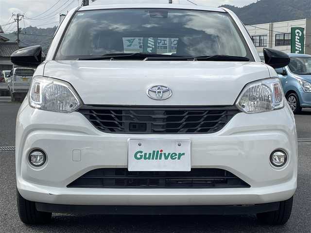 トヨタ パッソ X　S 広島県 2017(平29)年 3.6万km ホワイト 純正メモリナビ/【ＣＤ／ＤＶＤ／ワンセグTV/Bluetooth】/バックカメラ/ETC/衝突被害軽減ブレーキ/横滑り防止装置/レーンキープアシスト/盗難防止装置/リモコンキー/純正フロアマット