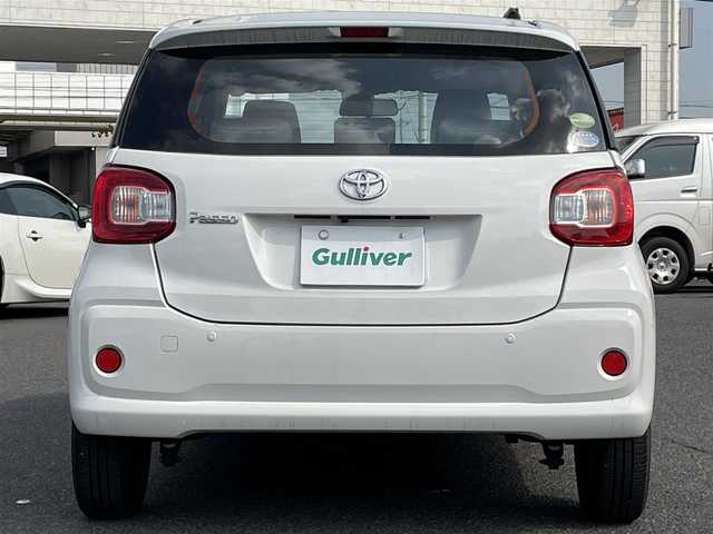 トヨタ パッソ X　S 広島県 2017(平29)年 3.6万km ホワイト 純正メモリナビ/【ＣＤ／ＤＶＤ／ワンセグTV/Bluetooth】/バックカメラ/ETC/衝突被害軽減ブレーキ/横滑り防止装置/レーンキープアシスト/盗難防止装置/リモコンキー/純正フロアマット