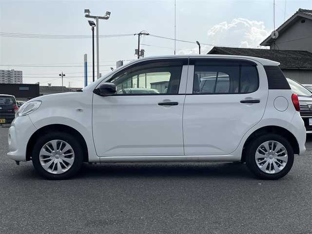 トヨタ パッソ X　S 広島県 2017(平29)年 3.6万km ホワイト 純正メモリナビ/【ＣＤ／ＤＶＤ／ワンセグTV/Bluetooth】/バックカメラ/ETC/衝突被害軽減ブレーキ/横滑り防止装置/レーンキープアシスト/盗難防止装置/リモコンキー/純正フロアマット