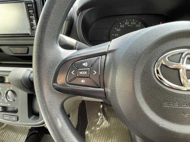 トヨタ パッソ X　S 広島県 2017(平29)年 3.6万km ホワイト 純正メモリナビ/【ＣＤ／ＤＶＤ／ワンセグTV/Bluetooth】/バックカメラ/ETC/衝突被害軽減ブレーキ/横滑り防止装置/レーンキープアシスト/盗難防止装置/リモコンキー/純正フロアマット