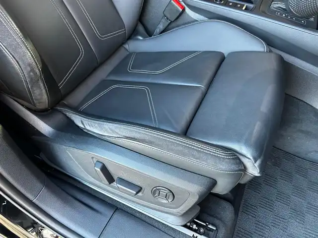 アウディ アウディ Ｑ３ SB 35TDIクワトロ Sライン 富山県 2020(令2)年 4.8万km 黒 ベーシックパッケージ/テクノロジーパッケージ/アシスタンスパッケージ/純正SDナビ/Bluetooth接続/AM/FMラジオ/フルセグTV/App-conect/qi充電/バックカメラ/トップビューカメラ/前後ドラレコ/コーナーセンサー/電動リアゲート/D/N席パワーシート/D/N席シートヒーター/アイドリングストップ/サンルーフ/プッシュスタート/ETC2.0/コーナーセンサー/衝突軽減/盗難防止/レーンアシスト