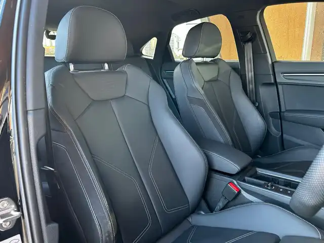 アウディ アウディ Ｑ３ SB 35TDIクワトロ Sライン 富山県 2020(令2)年 4.8万km 黒 ベーシックパッケージ/テクノロジーパッケージ/アシスタンスパッケージ/純正SDナビ/Bluetooth接続/AM/FMラジオ/フルセグTV/App-conect/qi充電/バックカメラ/トップビューカメラ/前後ドラレコ/コーナーセンサー/電動リアゲート/D/N席パワーシート/D/N席シートヒーター/アイドリングストップ/サンルーフ/プッシュスタート/ETC2.0/コーナーセンサー/衝突軽減/盗難防止/レーンアシスト
