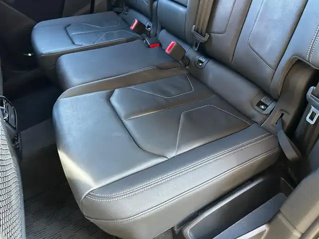 アウディ アウディ Ｑ３ SB 35TDIクワトロ Sライン 富山県 2020(令2)年 4.8万km 黒 ベーシックパッケージ/テクノロジーパッケージ/アシスタンスパッケージ/純正SDナビ/Bluetooth接続/AM/FMラジオ/フルセグTV/App-conect/qi充電/バックカメラ/トップビューカメラ/前後ドラレコ/コーナーセンサー/電動リアゲート/D/N席パワーシート/D/N席シートヒーター/アイドリングストップ/サンルーフ/プッシュスタート/ETC2.0/コーナーセンサー/衝突軽減/盗難防止/レーンアシスト