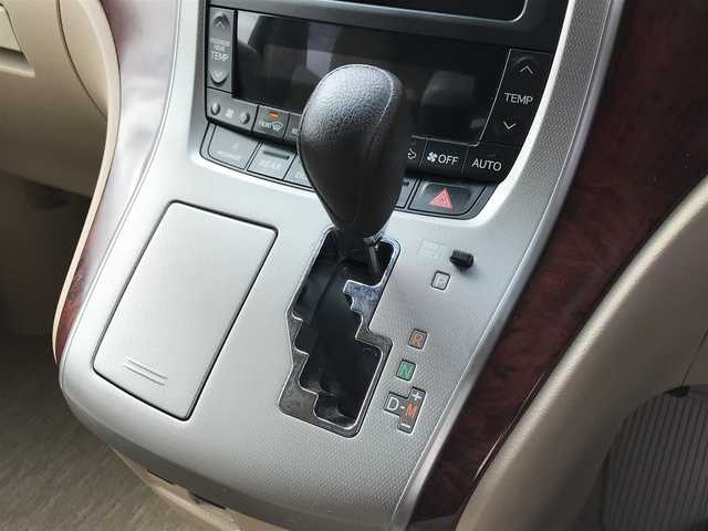 トヨタ アルファード 240X 鳥取県 2010(平22)年 10.4万km ブラック 純正ナビ/フルセグ/DVD/CD/BT/バックカメラ/フリップダウンモニター/クリアランスソナー/両側パワースライドド/モデリスタエアロ（F・S・R）/モデリスタマフラー/キセノンヘットライト/フォグライト/純正18インチアルミホイール/プッシュエンジンスタート/カーテンエアバッグ/横滑り防止装置/純正フロアマット/バイザー/保証書・取扱説明書/スタットレスセット積込/（タイヤ溝5部山）