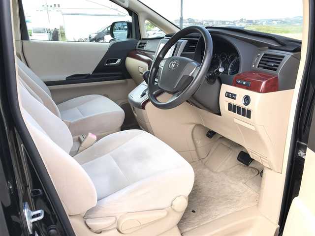 トヨタ アルファード 240X 鳥取県 2010(平22)年 10.4万km ブラック 純正ナビ/フルセグ/DVD/CD/BT/バックカメラ/フリップダウンモニター/クリアランスソナー/両側パワースライドド/モデリスタエアロ（F・S・R）/モデリスタマフラー/キセノンヘットライト/フォグライト/純正18インチアルミホイール/プッシュエンジンスタート/カーテンエアバッグ/横滑り防止装置/純正フロアマット/バイザー/保証書・取扱説明書/スタットレスセット積込/（タイヤ溝5部山）