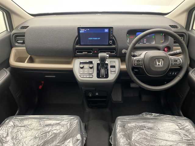 ホンダ フリード ハイブリット e:HEV AIR EX 愛媛県 2025(令7)年 0.1千km プラチナホワイトパール e:HEV エアー　EX　2LB40P4　6人　9インチナビ　LXM-242ZFNI(207680円)/純正９型ナビ　両側電動スライドドア　バックカメラ　フルセグ　Ｂｌｕｅｔｏｏｔｈ　衝突被害軽減ブレーキ　アダプティブクルーズコントロール　レーンアシスト　シートヒーター　前後コーナーセンサー　禁煙車