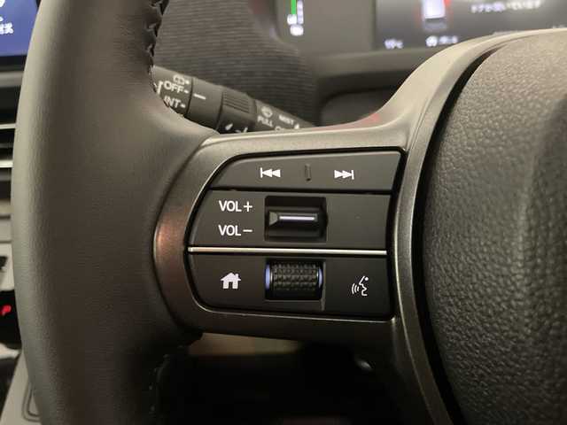 ホンダ フリード ハイブリット e:HEV AIR EX 愛媛県 2025(令7)年 0.1千km プラチナホワイトパール e:HEV エアー　EX　2LB40P4　6人　9インチナビ　LXM-242ZFNI(207680円)/純正９型ナビ　両側電動スライドドア　バックカメラ　フルセグ　Ｂｌｕｅｔｏｏｔｈ　衝突被害軽減ブレーキ　アダプティブクルーズコントロール　レーンアシスト　シートヒーター　前後コーナーセンサー　禁煙車