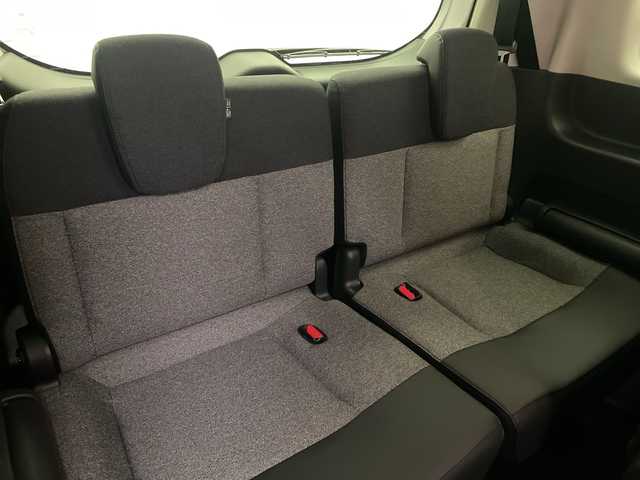 ホンダ フリード ハイブリット e:HEV AIR EX 愛媛県 2025(令7)年 0.1千km プラチナホワイトパール e:HEV エアー　EX　2LB40P4　6人　9インチナビ　LXM-242ZFNI(207680円)/純正９型ナビ　両側電動スライドドア　バックカメラ　フルセグ　Ｂｌｕｅｔｏｏｔｈ　衝突被害軽減ブレーキ　アダプティブクルーズコントロール　レーンアシスト　シートヒーター　前後コーナーセンサー　禁煙車