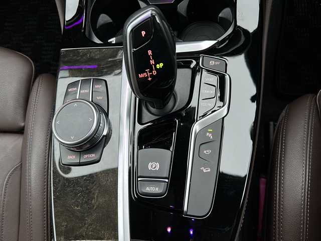 ＢＭＷ Ｘ４ xDrive 30i Mスポーツ 道北・旭川 2020(令2)年 4.8万km アルピンホワイトⅢ /4WD//禁煙車//パノラマガラスサンルーフ//ハーマンカードンサウンドシステム//純正HDDナビ//BT/USB/フルセグ//革シート//運転席メモリシート//パワーシート//全席シートヒーター//全方位カメラ//純正１９インチアルミホイール//ドライビングアシストプラス//パーキングアシストプラス//衝突軽減ブレーキ//レーンキープアシスト//レーダークルーズコントロール//BSM//PDC//HUD//パドルシフト//コーナーセンサー//アイドリングストップ//オートハイビーム//オートライト//LEDヘッドライト//フォグライト//リアフォグ//前後ドライブレコーダー//ミラー型ETC//ワイヤレス充電//パワーバックドア//オートワイパー//トノカバー//純正フロアマット//保証書//取説