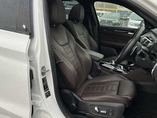 ＢＭＷ Ｘ４ xDrive 30i Mスポーツ 道北・旭川 2020(令2)年 4.8万km アルピンホワイトⅢ /4WD//禁煙車//パノラマガラスサンルーフ//ハーマンカードンサウンドシステム//純正HDDナビ//BT/USB/フルセグ//革シート//運転席メモリシート//パワーシート//全席シートヒーター//全方位カメラ//純正１９インチアルミホイール//ドライビングアシストプラス//パーキングアシストプラス//衝突軽減ブレーキ//レーンキープアシスト//レーダークルーズコントロール//BSM//PDC//HUD//パドルシフト//コーナーセンサー//アイドリングストップ//オートハイビーム//オートライト//LEDヘッドライト//フォグライト//リアフォグ//前後ドライブレコーダー//ミラー型ETC//ワイヤレス充電//パワーバックドア//オートワイパー//トノカバー//純正フロアマット//保証書//取説