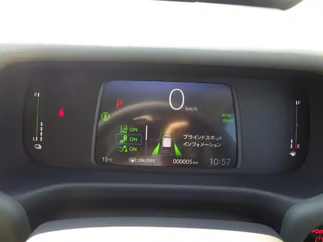 ホンダ フリード ハイブリット e:HEV クロスター 千葉県 2025(令7)年 0.1千km メテオロイドグレーメタリック e:HEV クロスター　2LE40D3　6人　9インチナビ　LXM-242ZFNI(207680円)/ホンダセンシング/・衝突軽減ブレーキ（CMBS）/・車線維持支援システム（LKAS）/・アダプティブクルーズコントロール（ACC）/・ブラインドスポットインフォメーション/・後方誤発進抑制機能/・誤発進抑制機能/両側パワースライドドア/ホンダコネクトナビ/地デジTV/【DVD/CD再生機能　Bluetooth接続】/【Apple CarPlay　Android Auto対応】/バックカメラ/革巻きステアリング/ステアリングスイッチ/LEDヘッドライト/ウインカーミラー/純正15インチアルミホイル/サイド/カーテンエアバッグ/Honda スマートキー