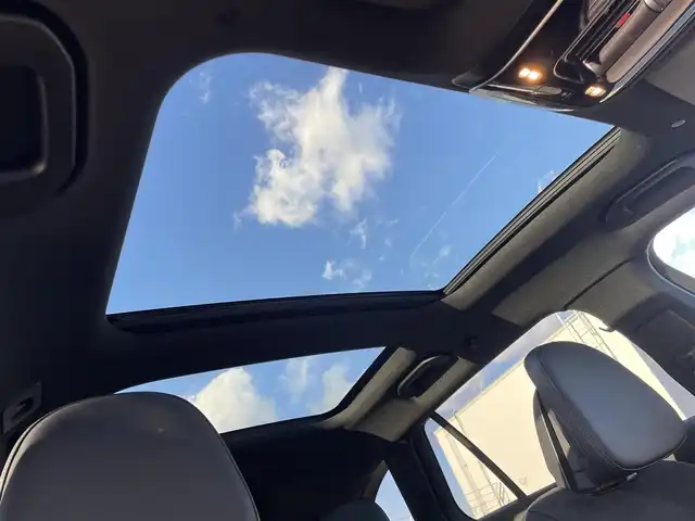 メルセデス・ベンツ Ｍ・ベンツ Ｃ２２０ｄ ステーションワゴン アバンギャルドAMGライン 東京都 2023(令5)年 3.1万km オブシディアンブラック 純正ナビ/TV/パノラミックスライディングルーフ/ハーフレザーシート/シートヒーター/パワーシート/360°カメラ/ヘッドアップディスプレイ/レーダーセーフティパッケージ/ETC/パワーバックドア