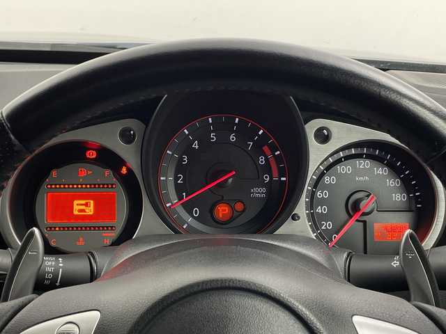 日産 フェアレディ Ｚ 新潟県 2009(平21)年 4.1万km ブレードシルバー 純正HDDナビ/フルセグ・CD・DVD/ビルトインETC/バックカメラ/スマートキー/MTモード付AT/革巻きステアリング/ステアリングスイッチ/パドルシフト/スノーモード/スポーツペダル/水温計/電圧/カーテンエアバック/オートエアコン/純正アルミホイール(R18)/純正フロアマット/ナビ取扱説明書