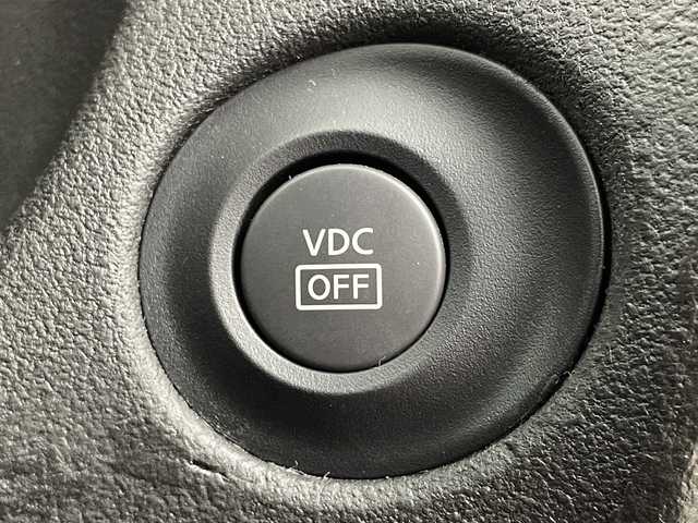 日産 フェアレディ Ｚ 新潟県 2009(平21)年 4.1万km ブレードシルバー 純正HDDナビ/フルセグ・CD・DVD/ビルトインETC/バックカメラ/スマートキー/MTモード付AT/革巻きステアリング/ステアリングスイッチ/パドルシフト/スノーモード/スポーツペダル/水温計/電圧/カーテンエアバック/オートエアコン/純正アルミホイール(R18)/純正フロアマット/ナビ取扱説明書