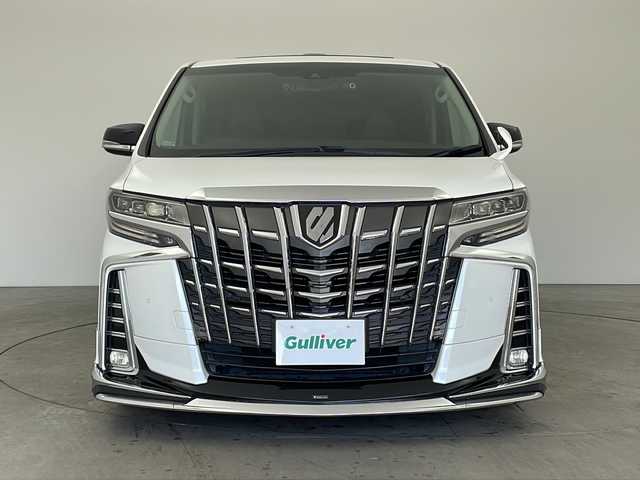 トヨタ アルファード S Cパッケージ 兵庫県 2019(平31)年 7万km ホワイトパールクリスタルシャイン ・純正ナビ&TV&CD&SD&BT&HDMI&USB/・バックカメラ/・モデリスタエアロ/・社外２０インチアルミホイール/・サンルーフ/・前後ドライブレコーダー/・革シート/・ビルトインETC/・運転席メモリー付きパワー/・前席パワーシート/・前席シートヒーター/・ベンチレーション/・2列目オットマン/・助手席オットマン/・ステアリングヒーター/・社外車高調/・電子パーキングブレーキ/・オートホールド/・横滑り防止装置/・ウッドコンビステアリング/・ステアリングスイッチ/・両側パワースライドドア/・パワーバックドア/・左右独立エアコン/・後席エアコン/・社外デジタルインナーミラー/・トヨタセーフティセンス/・レーンレーシングアシスト/・クリアランスソナー/・パーキングサポートブレーキ/・プリクラッシュセーフティ/・ロードサインアシスト/・レーダークルーズコントロール/・オートマチックハイビーム/・先行者発進告知/・自動防眩ミラー/・3眼LEDライト/・LEDフォグランプ/・シーケンシャルウィンカー/・オートワイパー/・オートライト/・フォグランプ/・ウインカーミラー/・ドアバイザー/・純正フロアマット