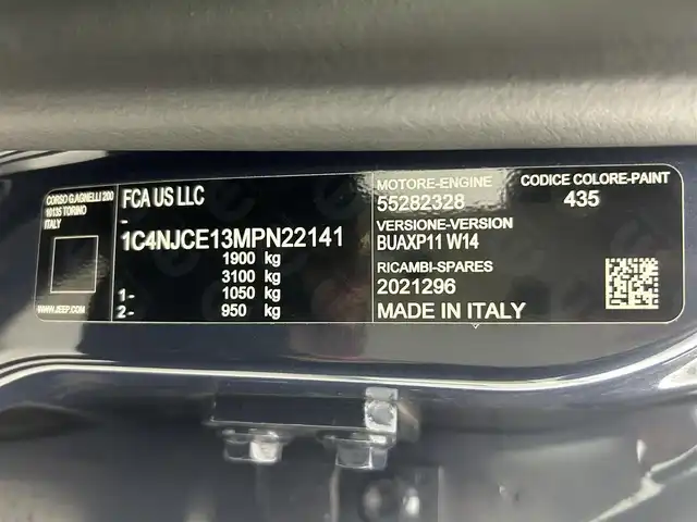 クライスラー・ジープ ジープ レネゲード ナイトイーグル 熊本県 2021(令3)年 3.5万km 青 ワンオーナー　/純正７インチオーディオ（ＡｐｐｌＣａｒＰｌａｙ・ＡｎｄｒｏｉｄＡｕｔｏ・ＵＳＢ・AUX・BT）/バックカメラ　/社外前後ドライブレコーダー　/レーダークルーズコントロール/ＥＴＣ　/衝突軽減ブレーキ/ブラインドスポットモニター/アイドリングストップ/パーキングアシスト/社外フロアマット/純正１８インチAW/オートライト/フォグライト/スマートキー/プッシュスタート/スペアキー1本/保証書/取扱説明書