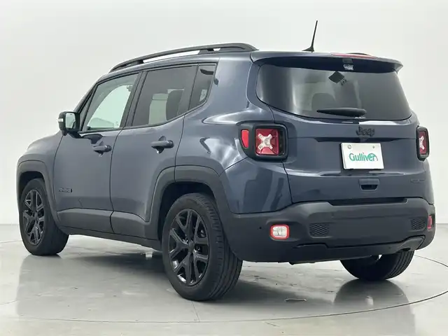 クライスラー・ジープ ジープ レネゲード ナイトイーグル 熊本県 2021(令3)年 3.5万km 青 ワンオーナー　/純正７インチオーディオ（ＡｐｐｌＣａｒＰｌａｙ・ＡｎｄｒｏｉｄＡｕｔｏ・ＵＳＢ・AUX・BT）/バックカメラ　/社外前後ドライブレコーダー　/レーダークルーズコントロール/ＥＴＣ　/衝突軽減ブレーキ/ブラインドスポットモニター/アイドリングストップ/パーキングアシスト/社外フロアマット/純正１８インチAW/オートライト/フォグライト/スマートキー/プッシュスタート/スペアキー1本/保証書/取扱説明書