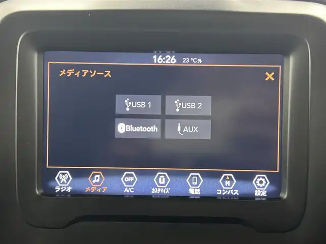 クライスラー・ジープ ジープ レネゲード ナイトイーグル 熊本県 2021(令3)年 3.5万km 青 ワンオーナー　/純正７インチオーディオ（ＡｐｐｌＣａｒＰｌａｙ・ＡｎｄｒｏｉｄＡｕｔｏ・ＵＳＢ・AUX・BT）/バックカメラ　/社外前後ドライブレコーダー　/レーダークルーズコントロール/ＥＴＣ　/衝突軽減ブレーキ/ブラインドスポットモニター/アイドリングストップ/パーキングアシスト/社外フロアマット/純正１８インチAW/オートライト/フォグライト/スマートキー/プッシュスタート/スペアキー1本/保証書/取扱説明書