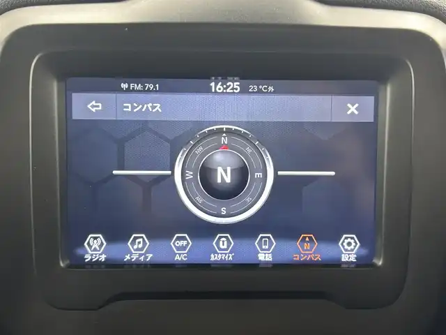 クライスラー・ジープ ジープ レネゲード ナイトイーグル 熊本県 2021(令3)年 3.5万km 青 ワンオーナー　/純正７インチオーディオ（ＡｐｐｌＣａｒＰｌａｙ・ＡｎｄｒｏｉｄＡｕｔｏ・ＵＳＢ・AUX・BT）/バックカメラ　/社外前後ドライブレコーダー　/レーダークルーズコントロール/ＥＴＣ　/衝突軽減ブレーキ/ブラインドスポットモニター/アイドリングストップ/パーキングアシスト/社外フロアマット/純正１８インチAW/オートライト/フォグライト/スマートキー/プッシュスタート/スペアキー1本/保証書/取扱説明書