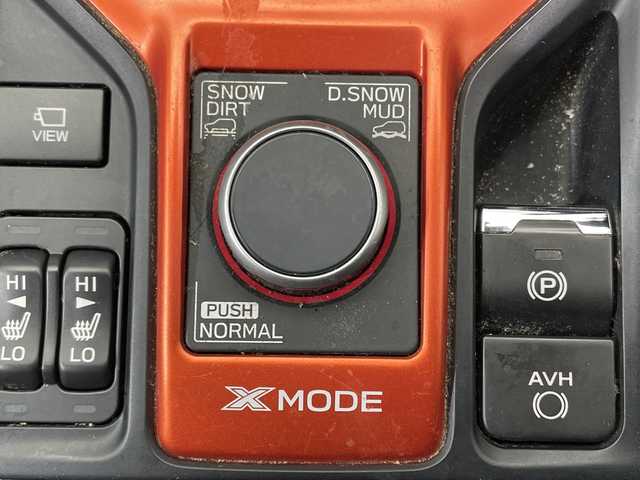 スバル フォレスター X－ブレイク 栃木県 2019(平31)年 10.9万km クリスタルホワイトP 純正ナビ/(CD/DVD/フルセグTV/SD/MSV/USB)/4WD/バックカメラ/アイサイト/・プリクラッシュブレーキ/・全車速追従式クルーズコントロール/・車線逸脱警報/・誤発進抑制機能/コーナーセンサー/ETC/禁煙車/パワーシート/ハーフレザーシート/シートヒーター/ルーフレール/ステアリングヒーター/パワーバックドア/オートライト/LEDヘッドライト/フォグランプ/スマートキー/プッシュスタート/ステアリングスイッチ/ドアバイザー/革巻きステアリング/ウィンカーミラー/電動格納ミラー/純正17インチアルミホイール/純正フロアマット