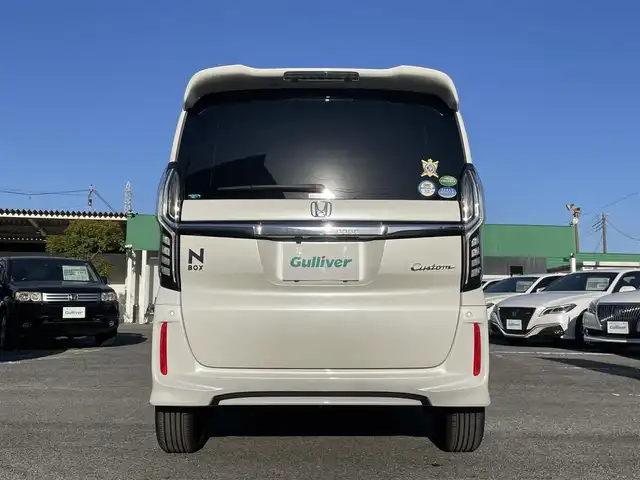 ホンダ Ｎ ＢＯＸ カスタム G L ターボ ホンダセンシング 千葉県 2019(令1)年 1.3万km プラチナホワイトパール ホンダセンシング/・衝突軽減ブレーキ/・レーンキープアシスト/・アダプティブクルーズコントロール/・オートマチックハイビーム/純正8インチSDナビ【VXU-207NBi】/・CD/DVD/MSV/Bluetooth/フルセグ/バックカメラ/ハーフレザーシート/前席シートヒーター/スマートキー/パドルシフト/純正LEDヘッドライト/フォグランプ/純正15インチアルミホイール/社外ドライブレコーダー/ビルトインETC/本革巻きステアリング/ドアバイザー/サイド＆カーテンエアバッグ/新車時保証書＆取扱説明書