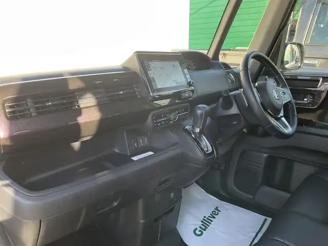 ホンダ Ｎ ＢＯＸ カスタム G L ターボ ホンダセンシング 千葉県 2019(令1)年 1.3万km プラチナホワイトパール ホンダセンシング/・衝突軽減ブレーキ/・レーンキープアシスト/・アダプティブクルーズコントロール/・オートマチックハイビーム/純正8インチSDナビ【VXU-207NBi】/・CD/DVD/MSV/Bluetooth/フルセグ/バックカメラ/ハーフレザーシート/前席シートヒーター/スマートキー/パドルシフト/純正LEDヘッドライト/フォグランプ/純正15インチアルミホイール/社外ドライブレコーダー/ビルトインETC/本革巻きステアリング/ドアバイザー/サイド＆カーテンエアバッグ/新車時保証書＆取扱説明書